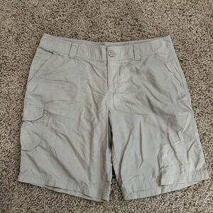 Women's Columbia Size 12 Outdoor Hiking Shorts Size 12.